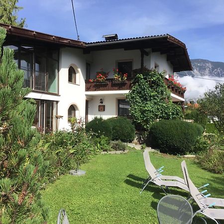 Comfortable Apartment In A Beautiful Surrounding Sautens Kültér fotó